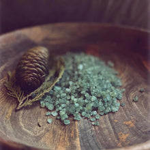 Load image into Gallery viewer, Circe Herbal Bath Salts
